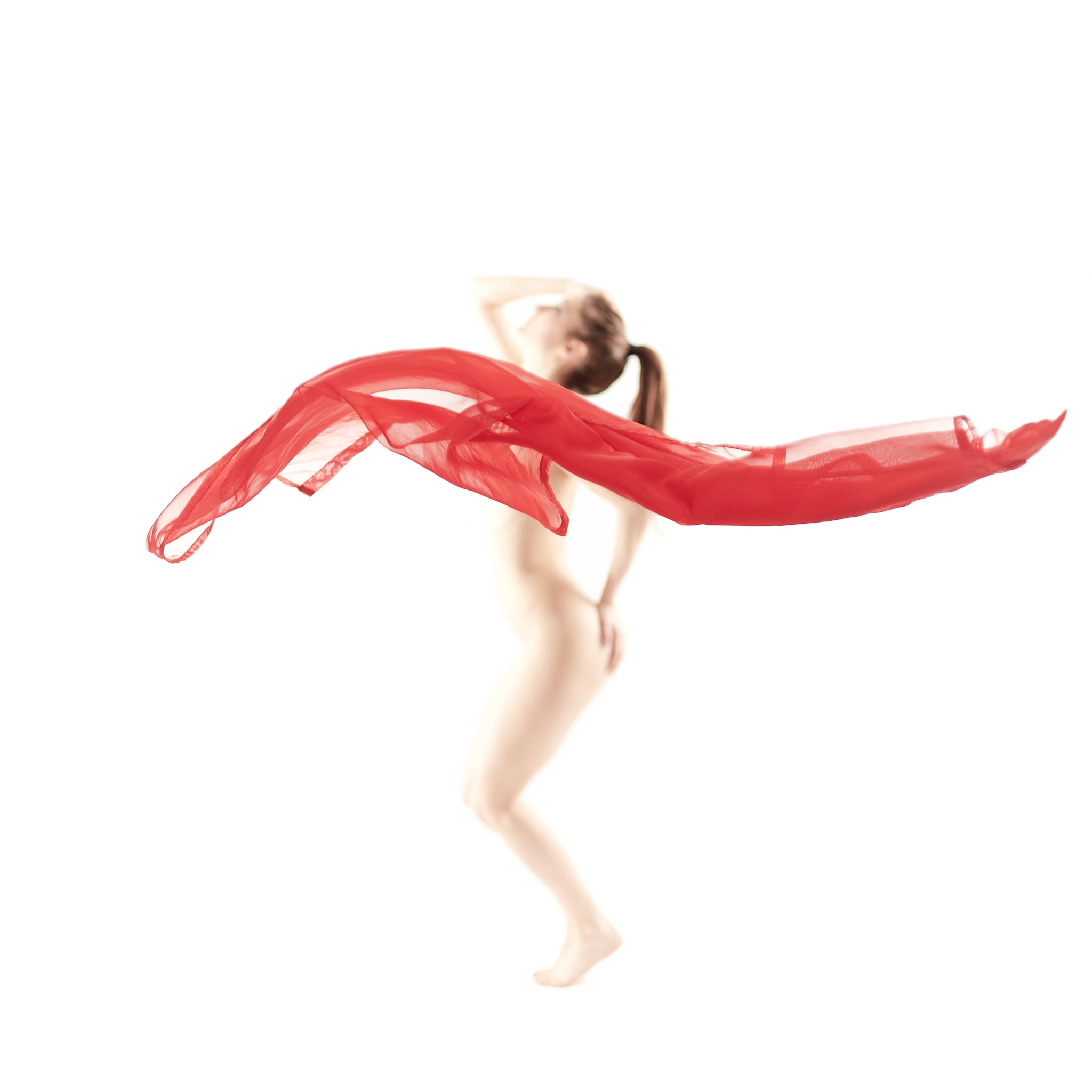 Kristian Dill Photographe Projet RedSquare Nu Tissu Rouge 20170118a