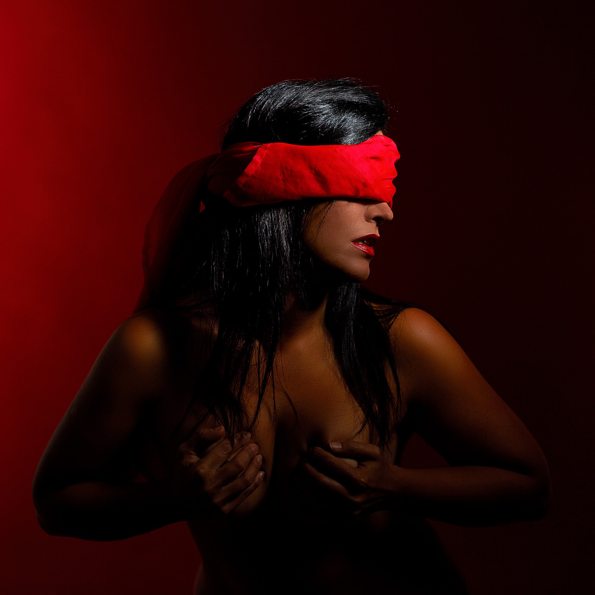 Kristian Dill Photographe Projet RedSquare Nu Tissu Rouge 20170921