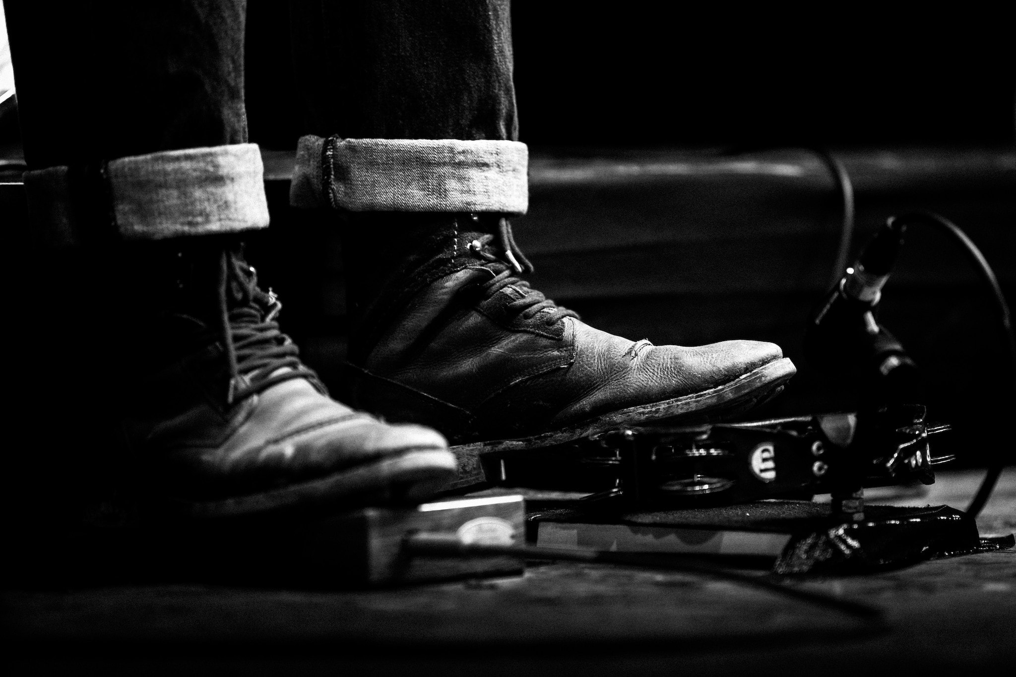 Kristian Dill Photographe Concert Paleo Catfish Chaussure Pedale