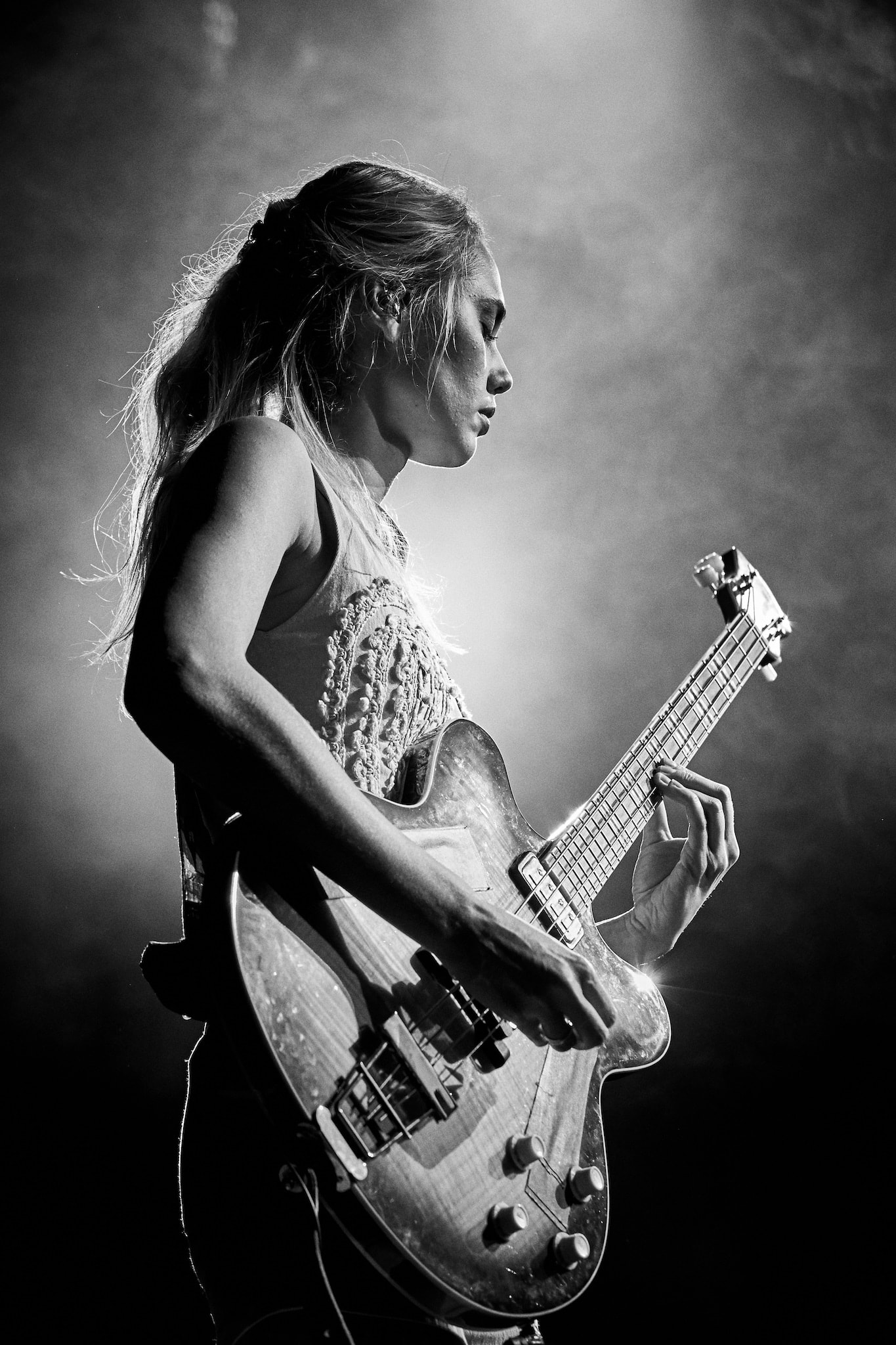 Kristian Dill Photographe Concert Rock Altitude Kadebostany Chanteuse Guitare