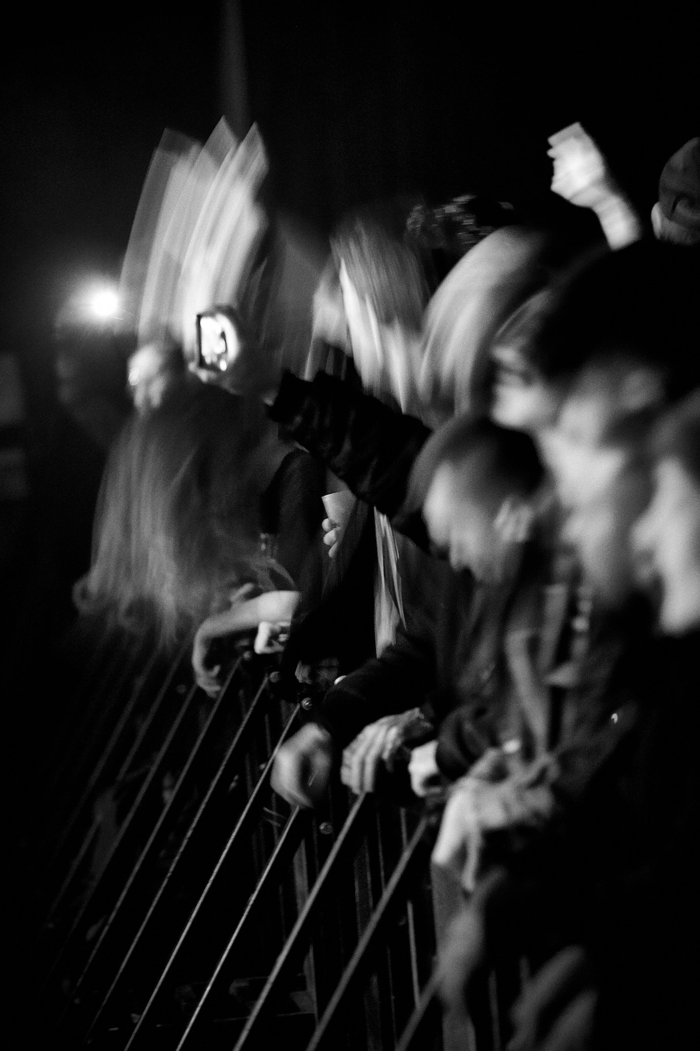 Kristian Dill Photographe Concert Rock Altitude Public Cheveux Hard Rock