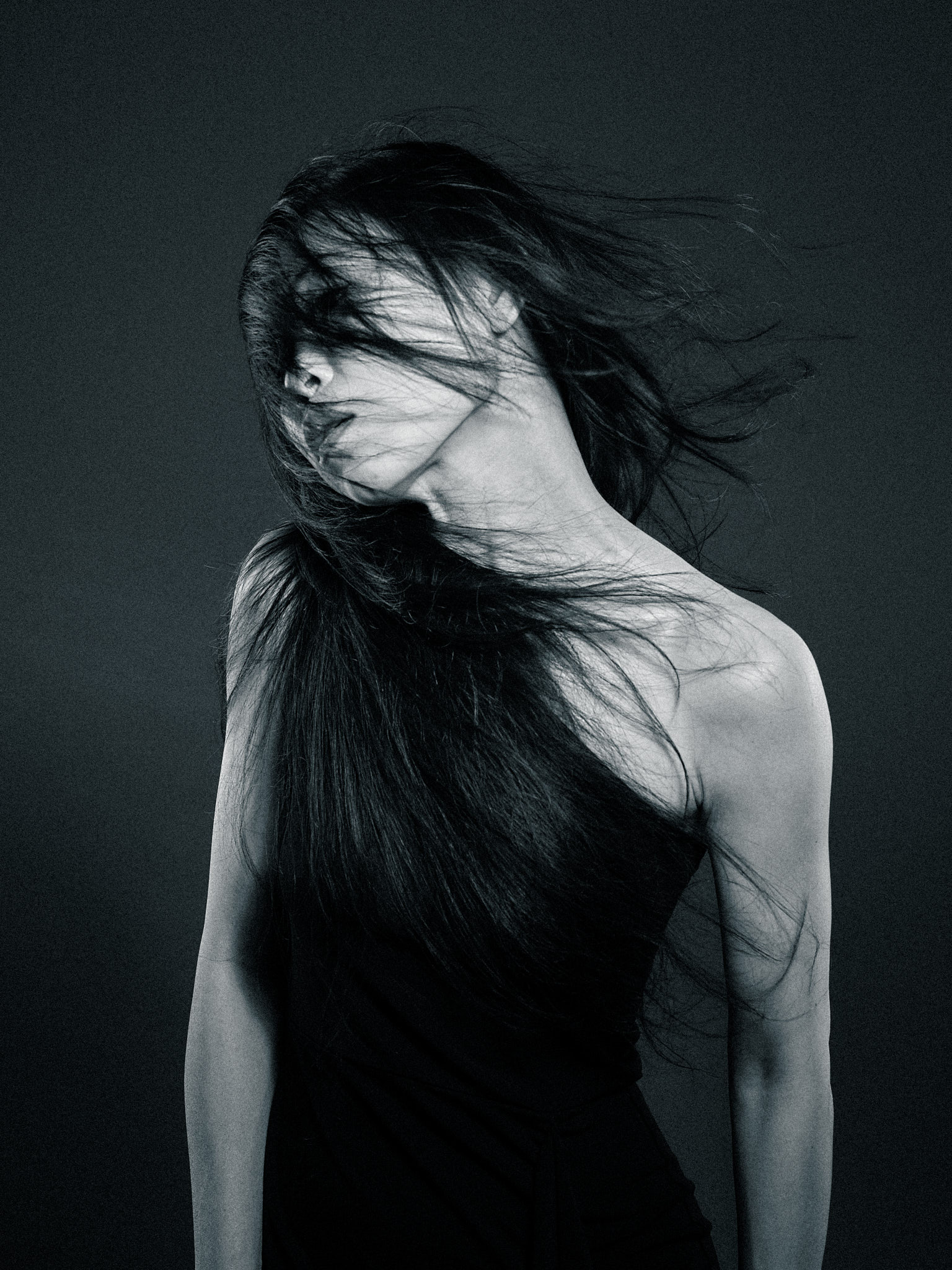 Kristian Dill Photographe Portrait Cheveux Mouvement Douceur